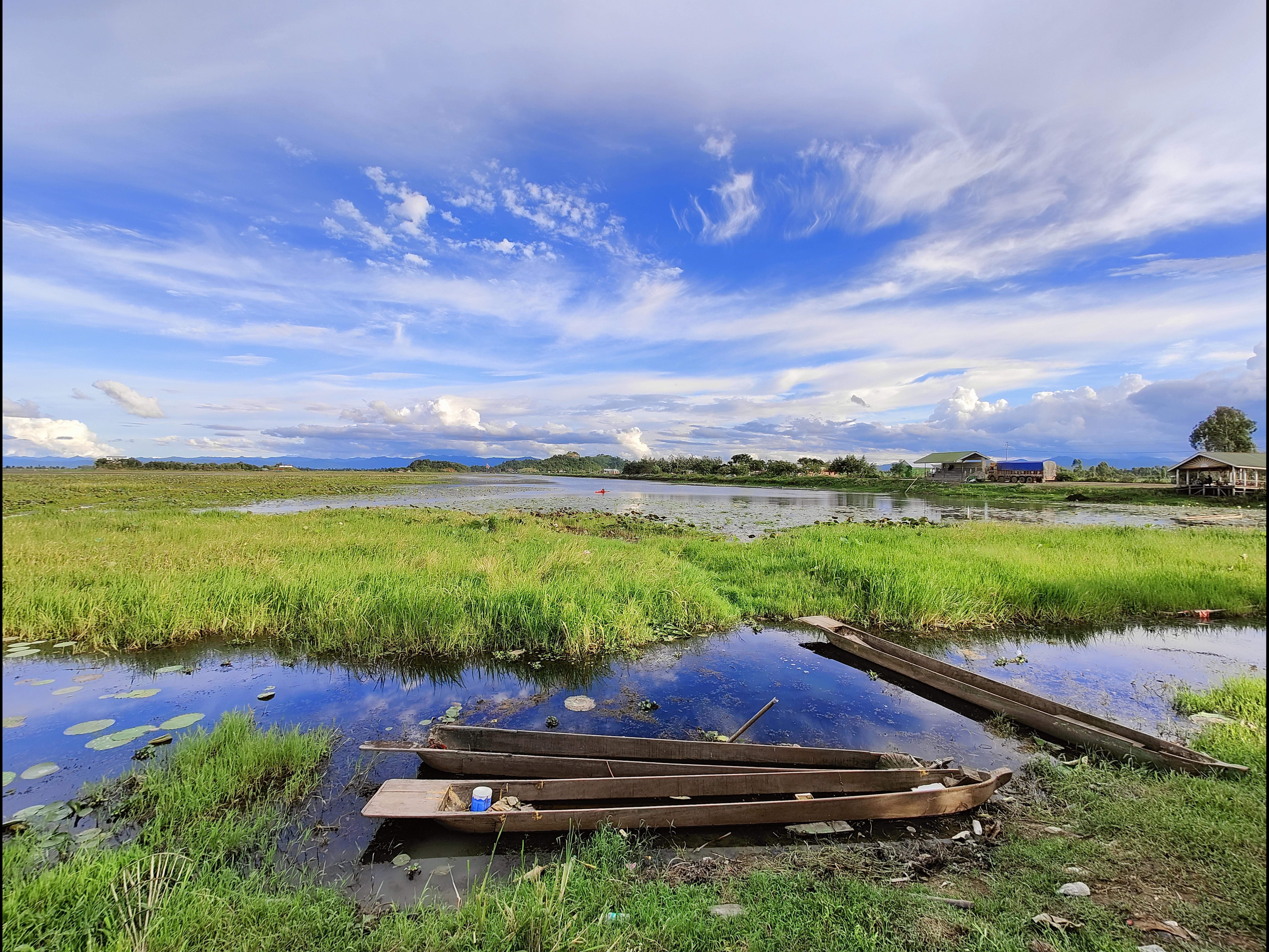Roadside Flavors & Floating Dreams: Food Stalls on the Way to Sendra, Loktak Lake
