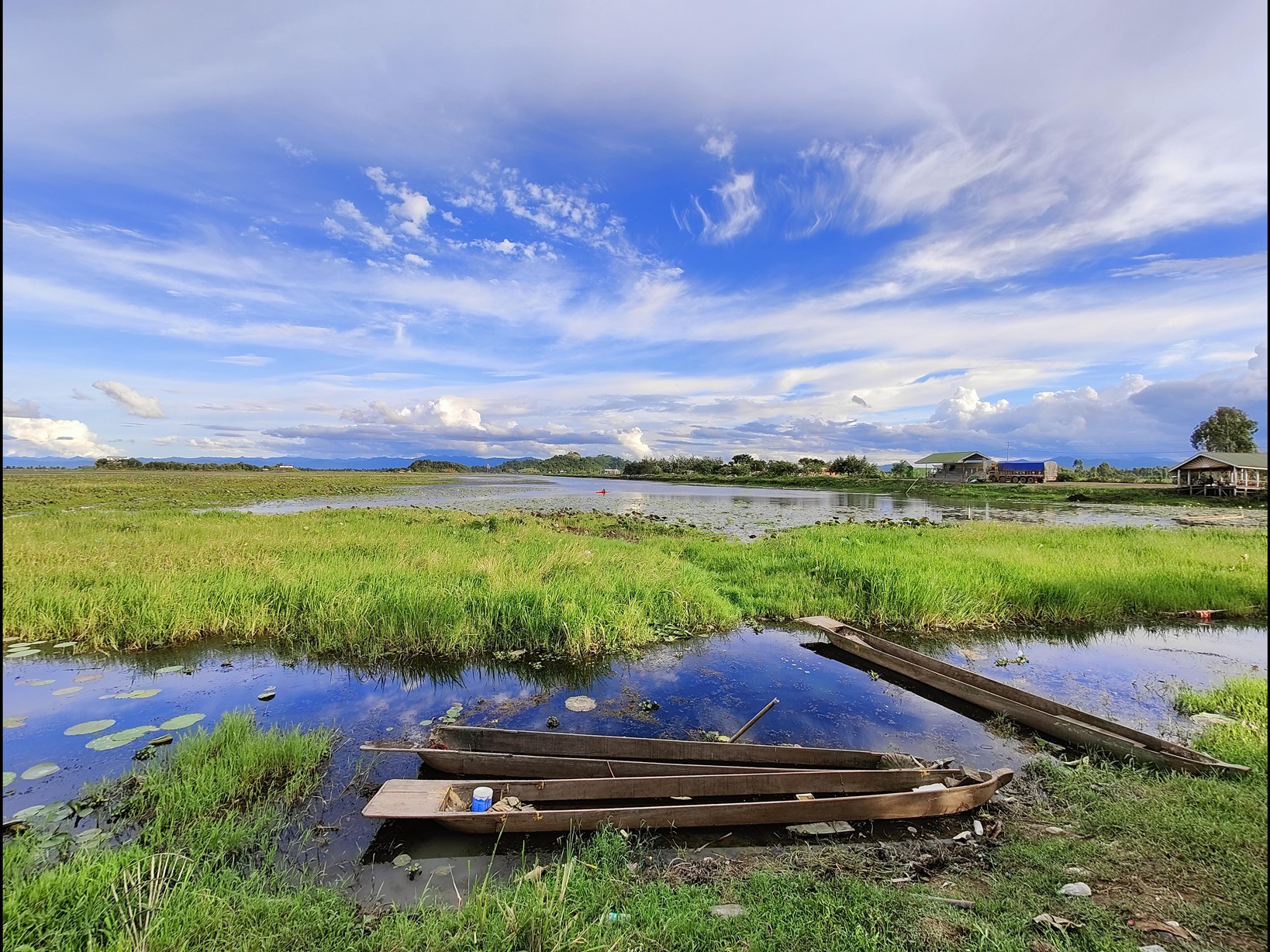 Roadside Flavors & Floating Dreams: Food Stalls on the Way to Sendra, Loktak Lake
